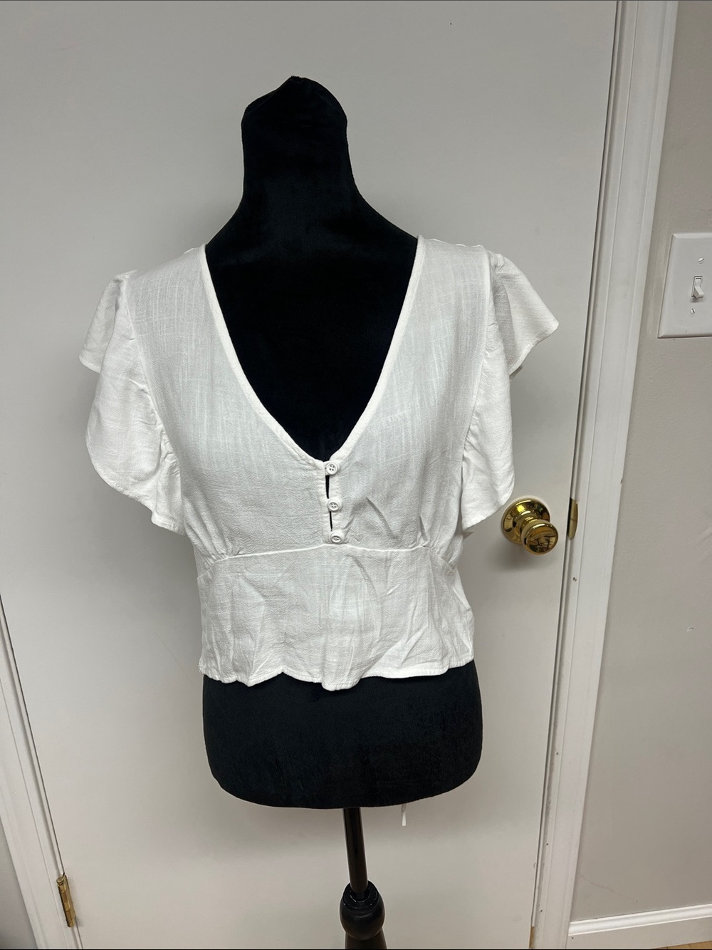 White V-Neck Button-Front Ruffle Sleeve Crop Blouse